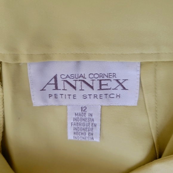 Casual Corner skirt ( closet clean out) - Picture 3 of 3